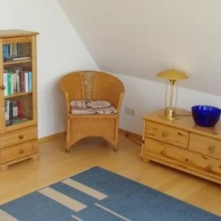 Casa vacanze Doppelhaushaelfte Poppinga Auf